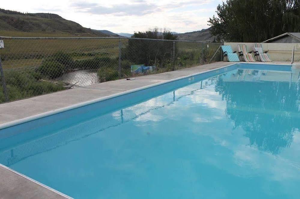 Sage Hills Motel Cache Creek Exterior foto